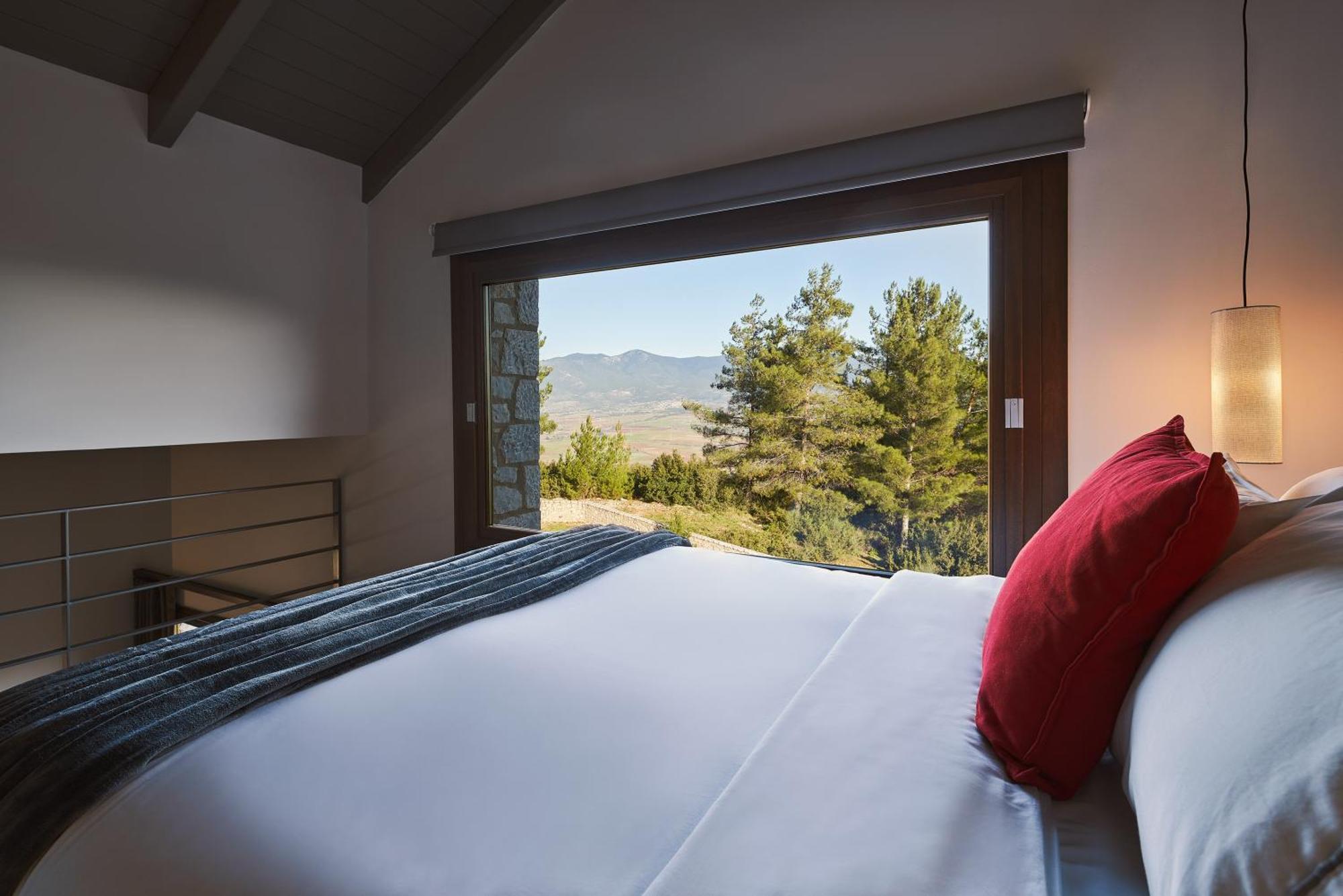 Alti Parnassos Residences Амфиклия Екстериор снимка