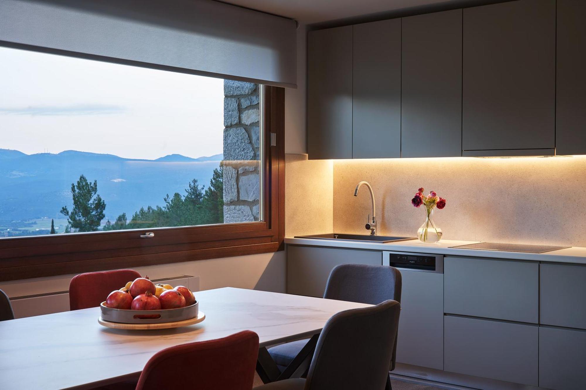 Alti Parnassos Residences Амфиклия Екстериор снимка