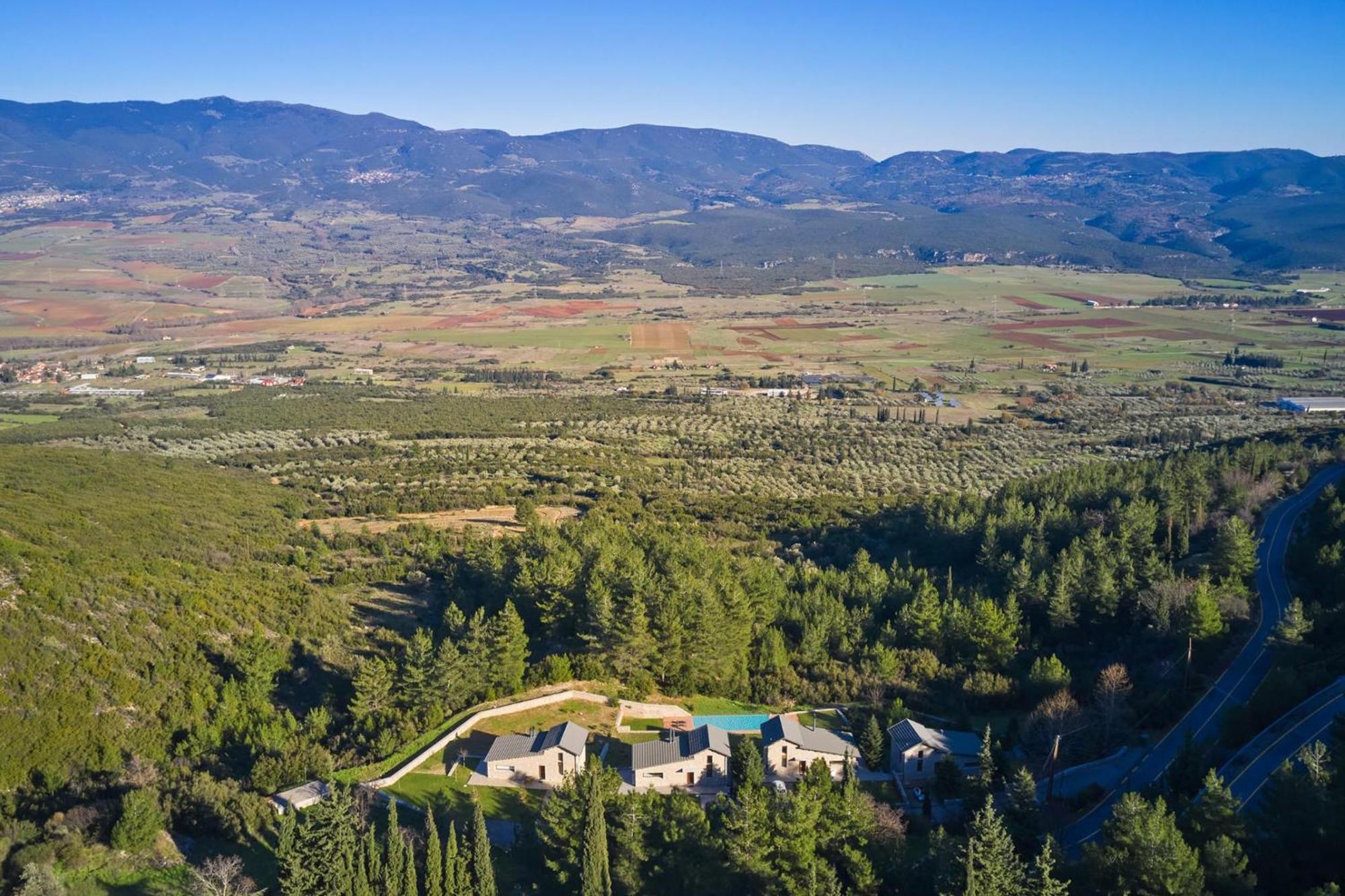 Alti Parnassos Residences Амфиклия Екстериор снимка
