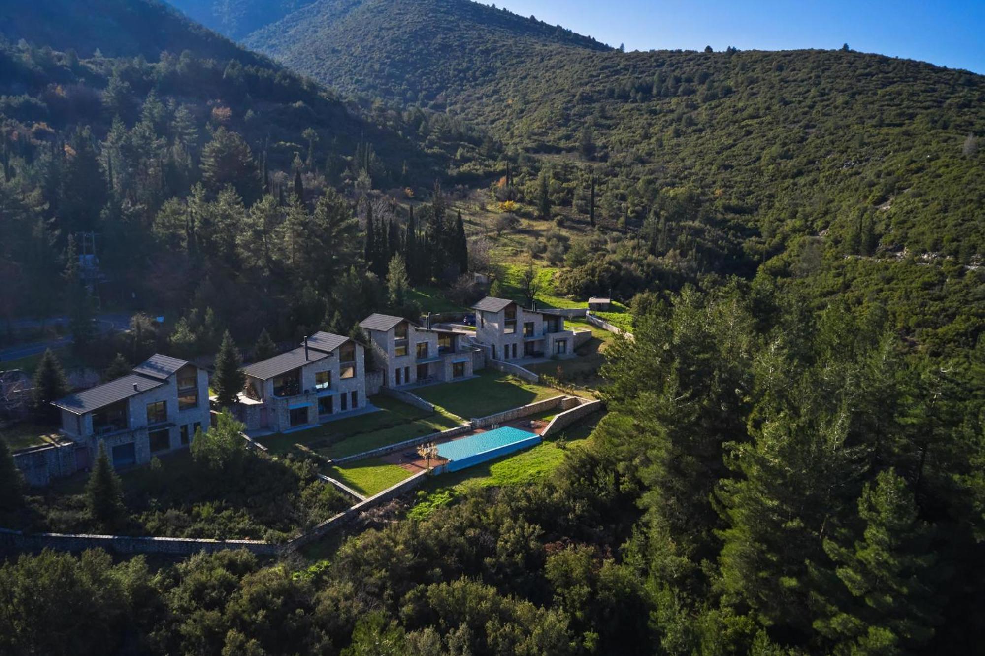 Alti Parnassos Residences Амфиклия Екстериор снимка